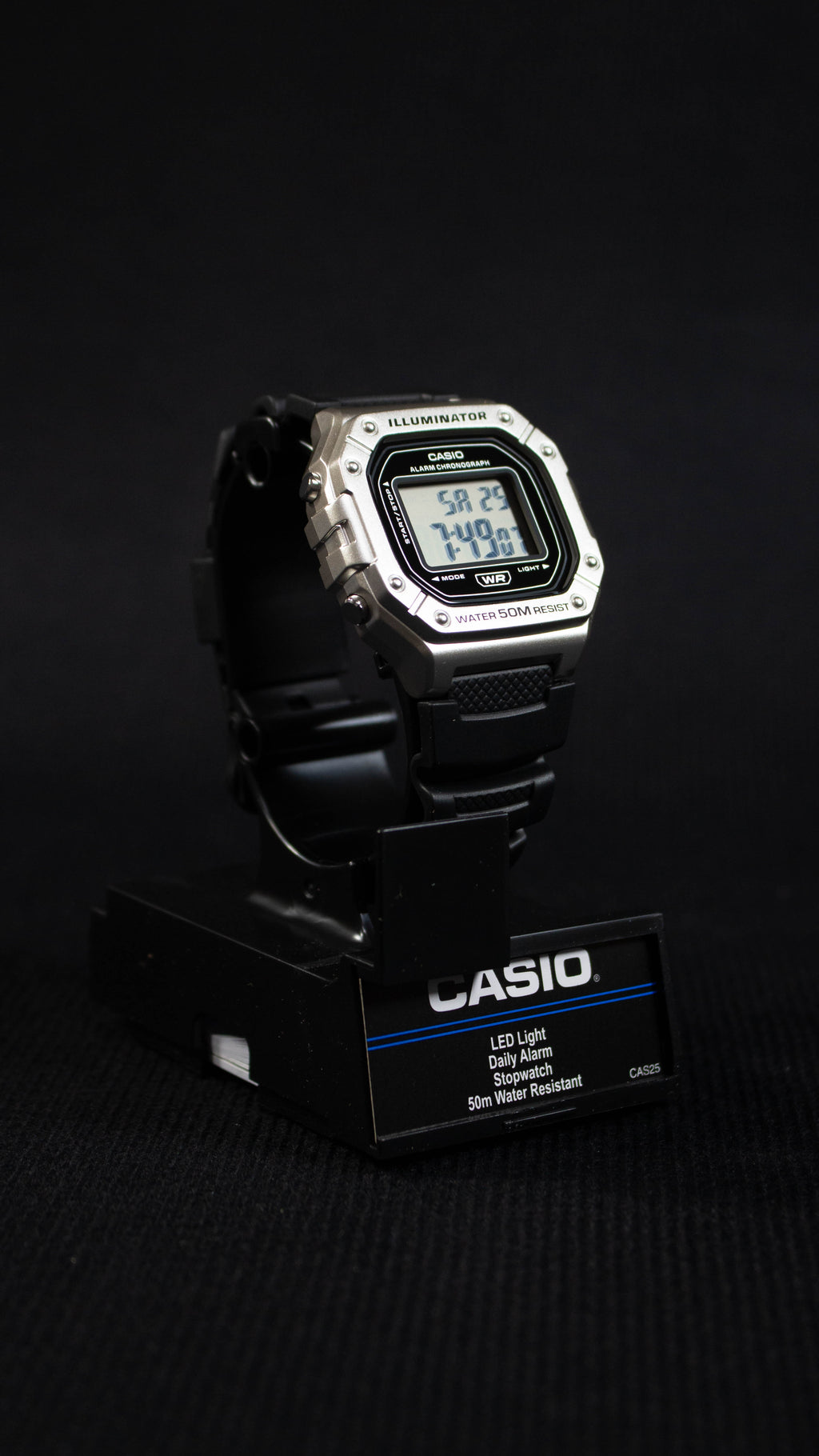 Casio W-218HM-7AV Plata