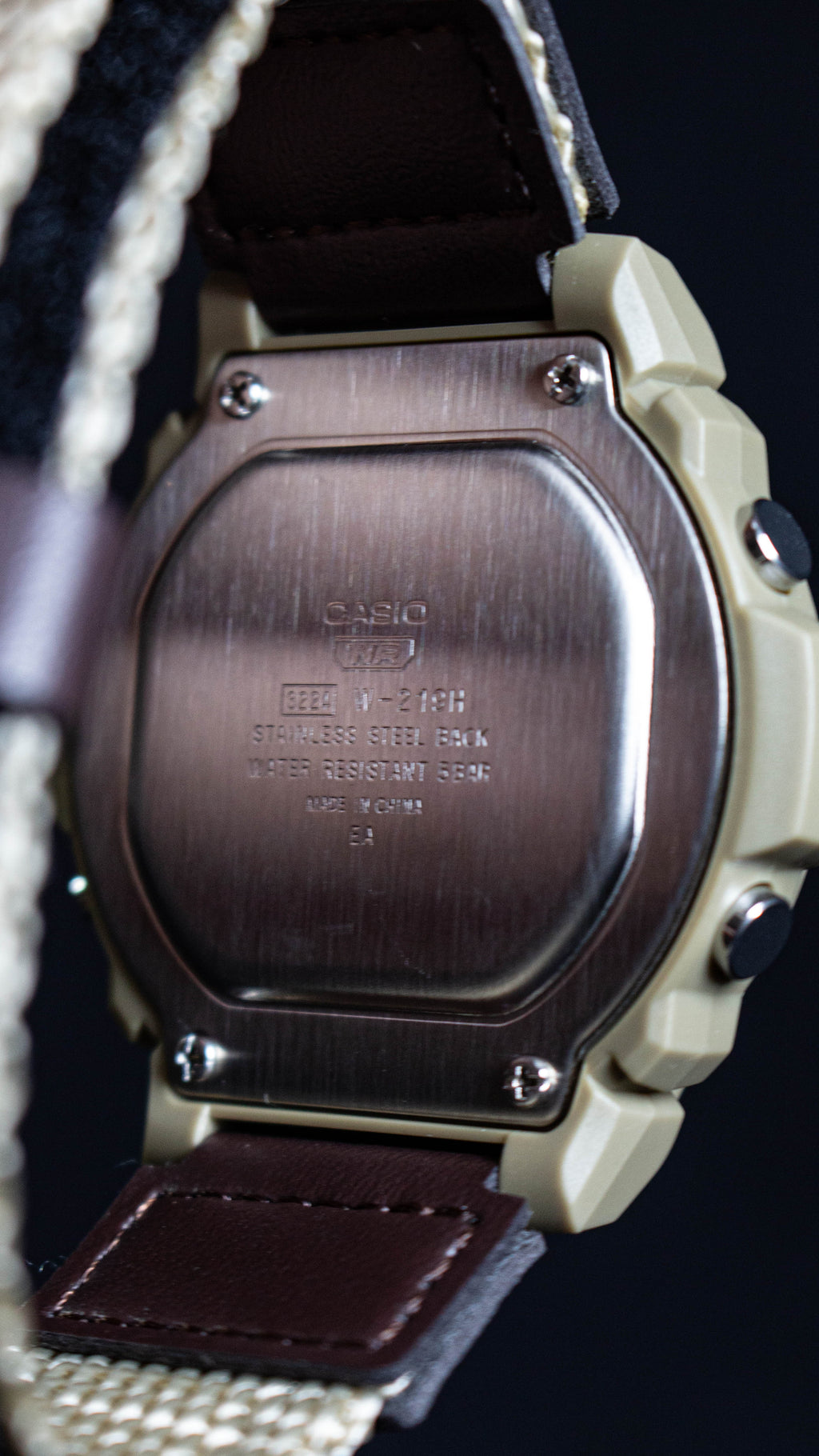 Casio Illuminator W-219HB-5A (5)