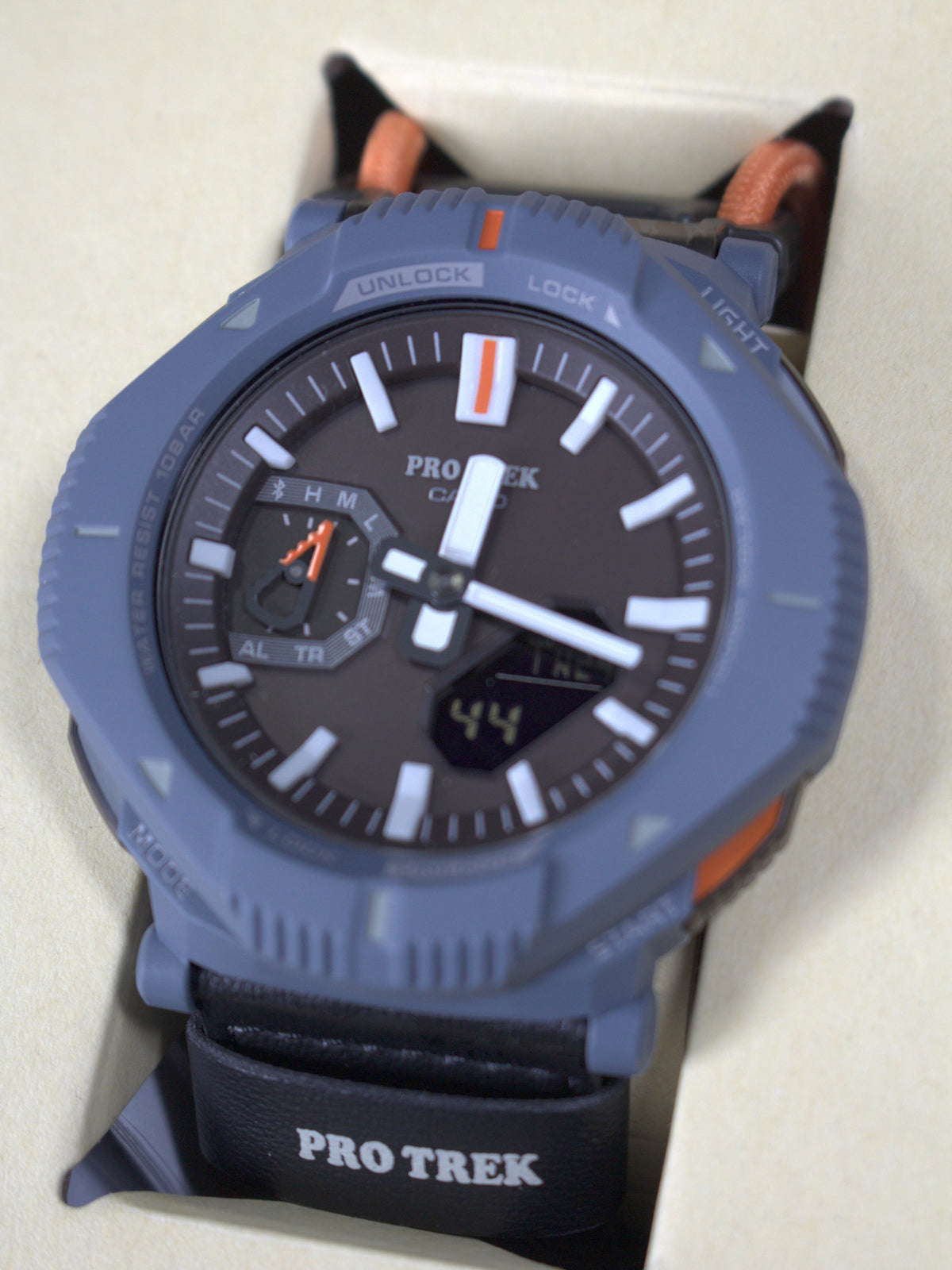 Casio Pro Trek PRJ-B001B-2 (2)
