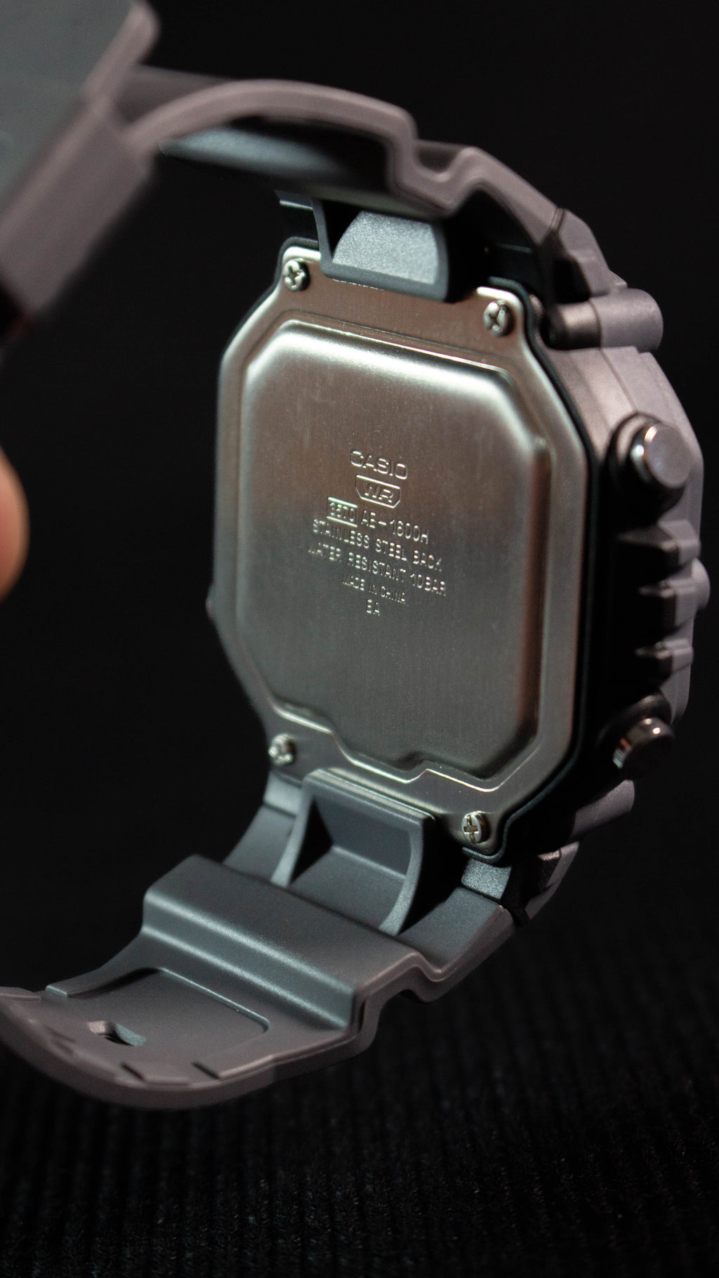 Casio AE-1600H-8BVCF Gris