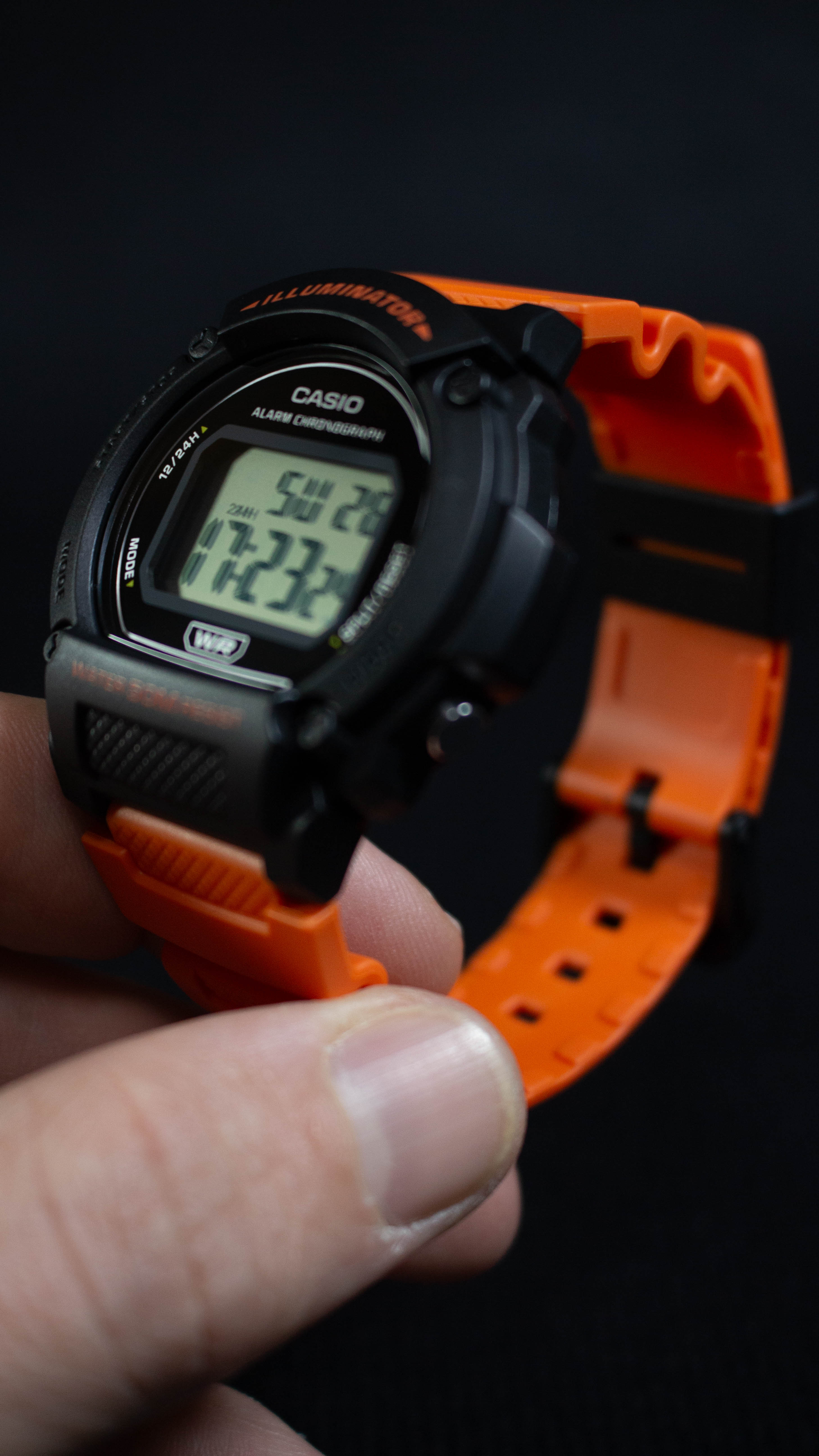 Casio W219H-4AV Naranja