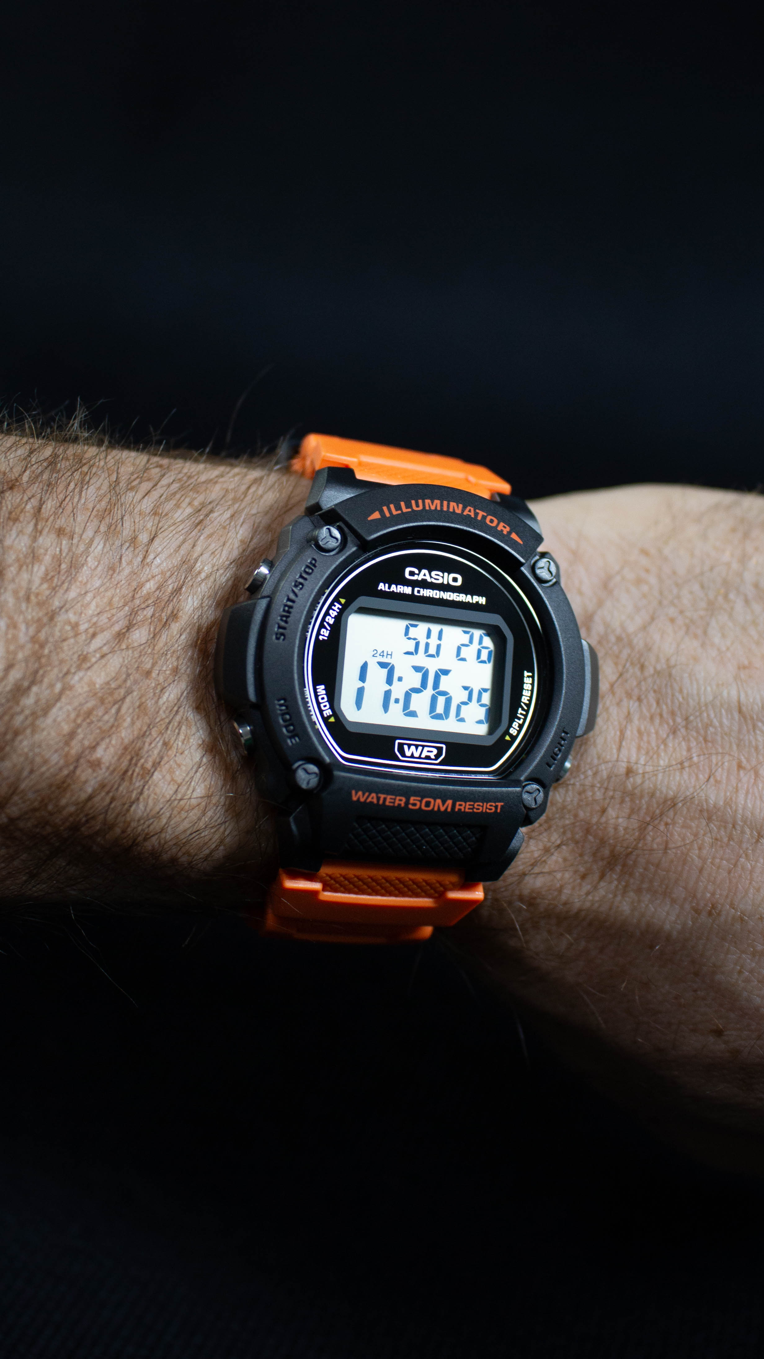 Casio W219H-4AV Naranja