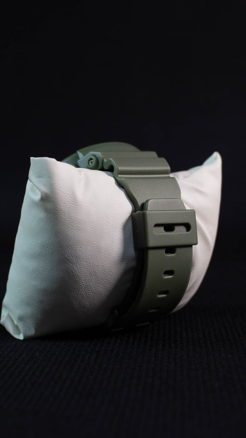 Activa x Invicta ACW496-003