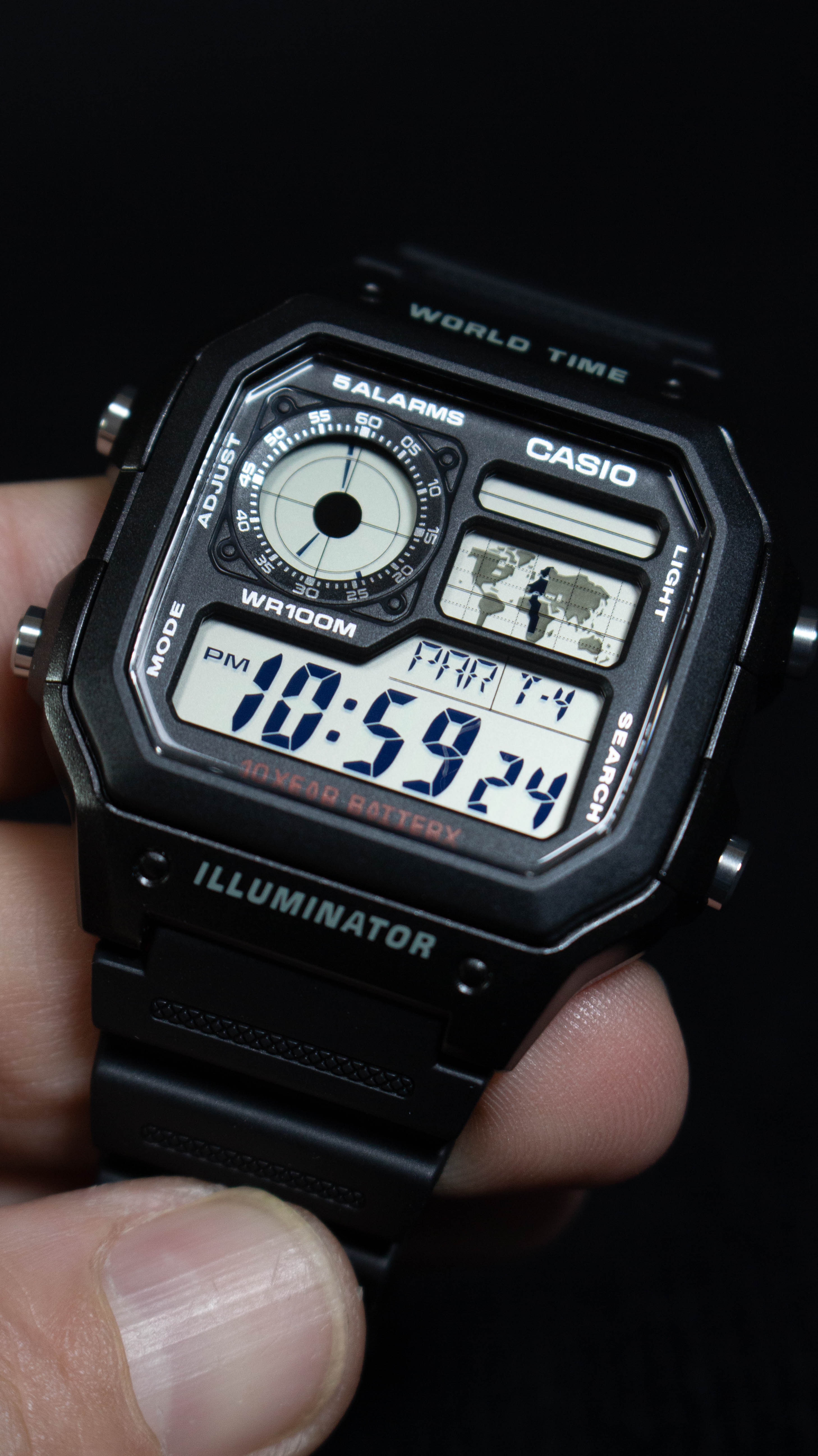 Casio AE-1200WH-1AVDF