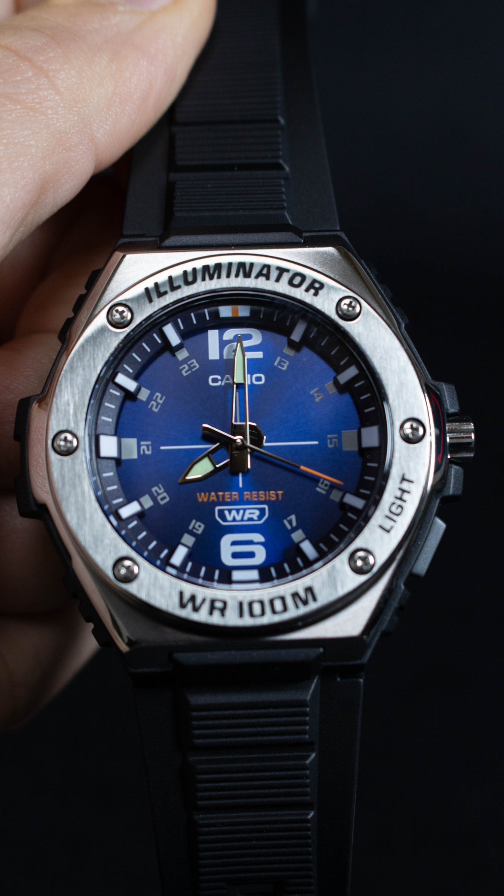Casio MWA-100H-2AVCF