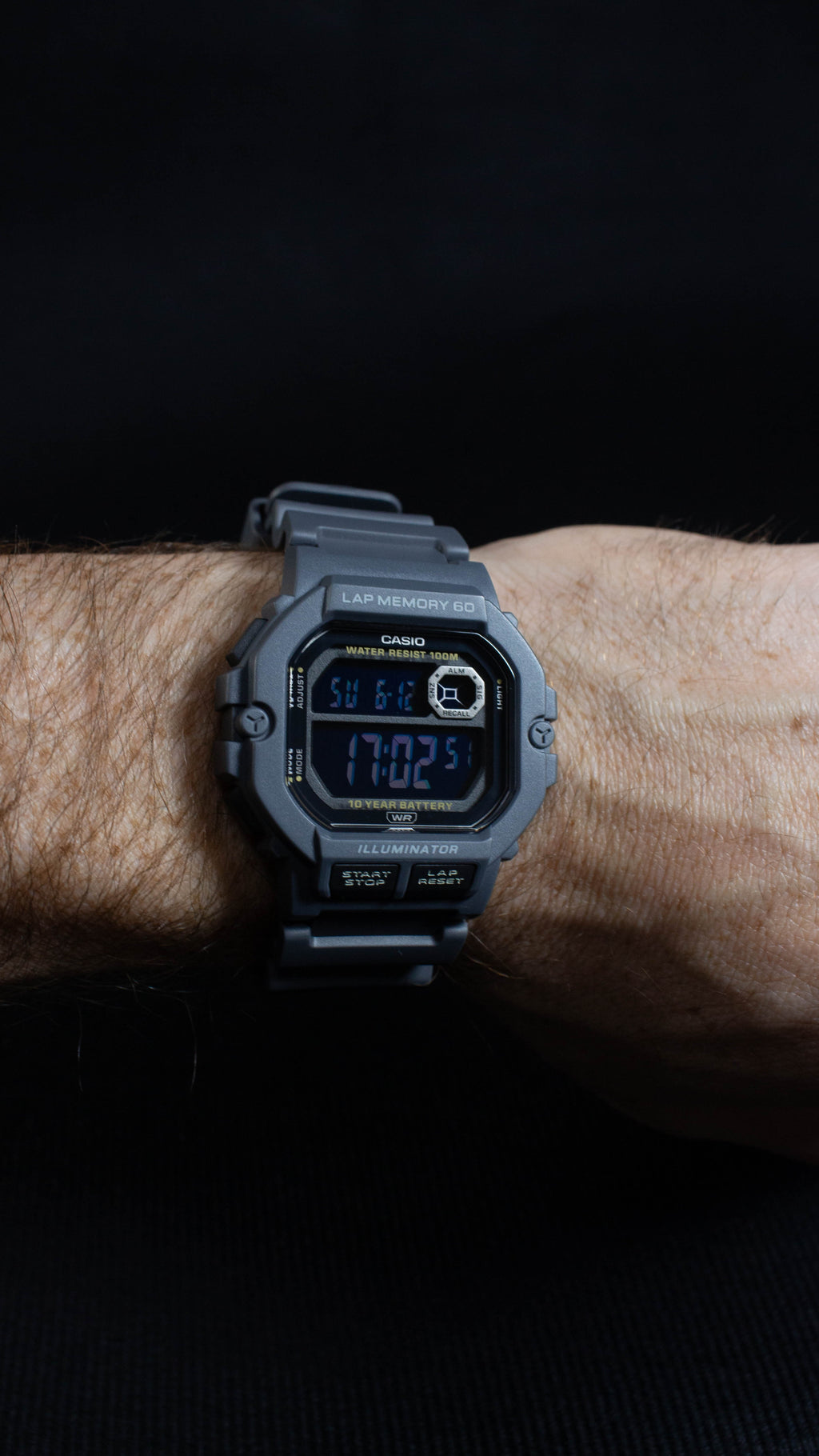 Reloj Casio  WS-1400H-8BVCF