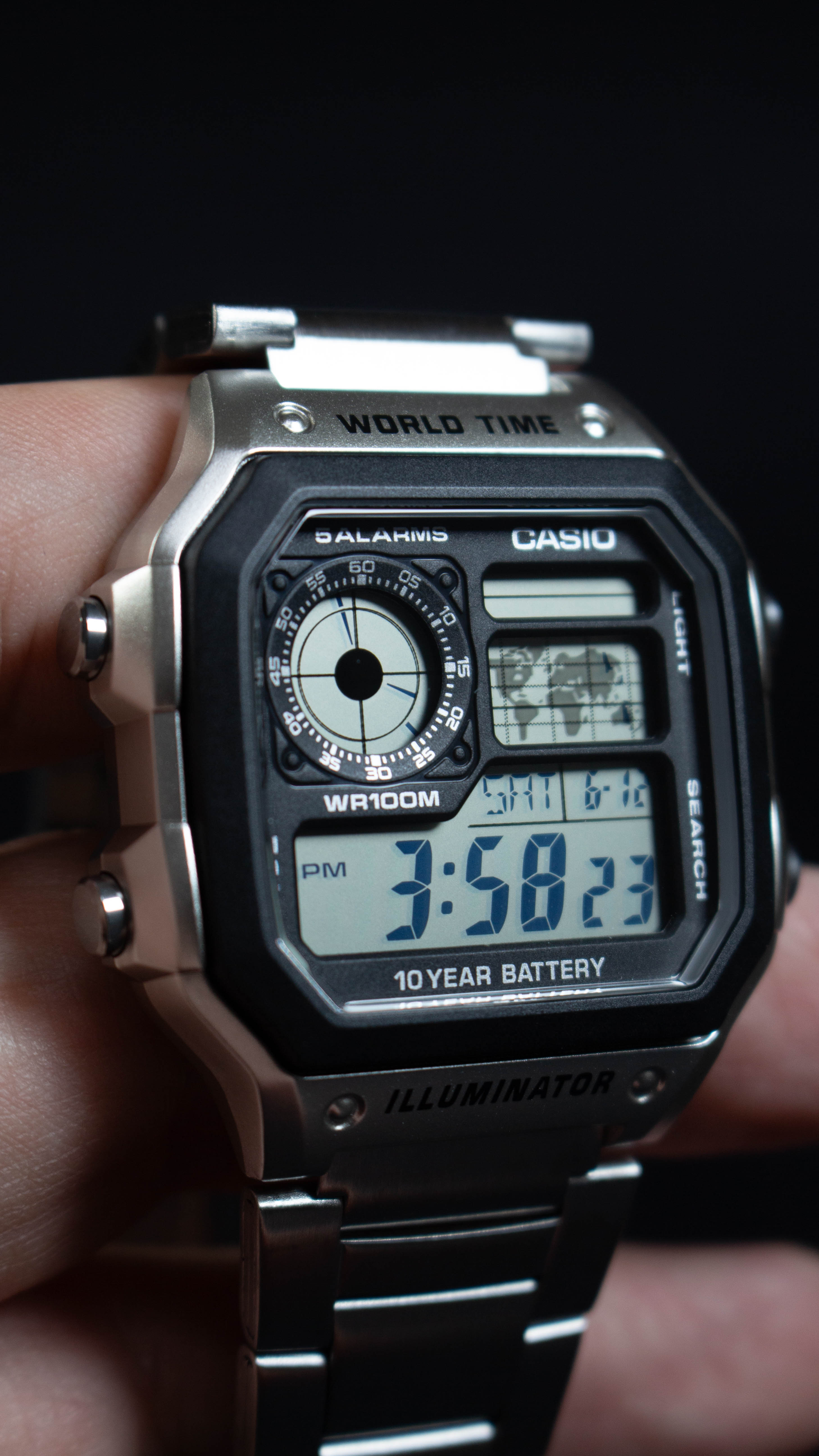 Casio AE1200WHD-1A Acero