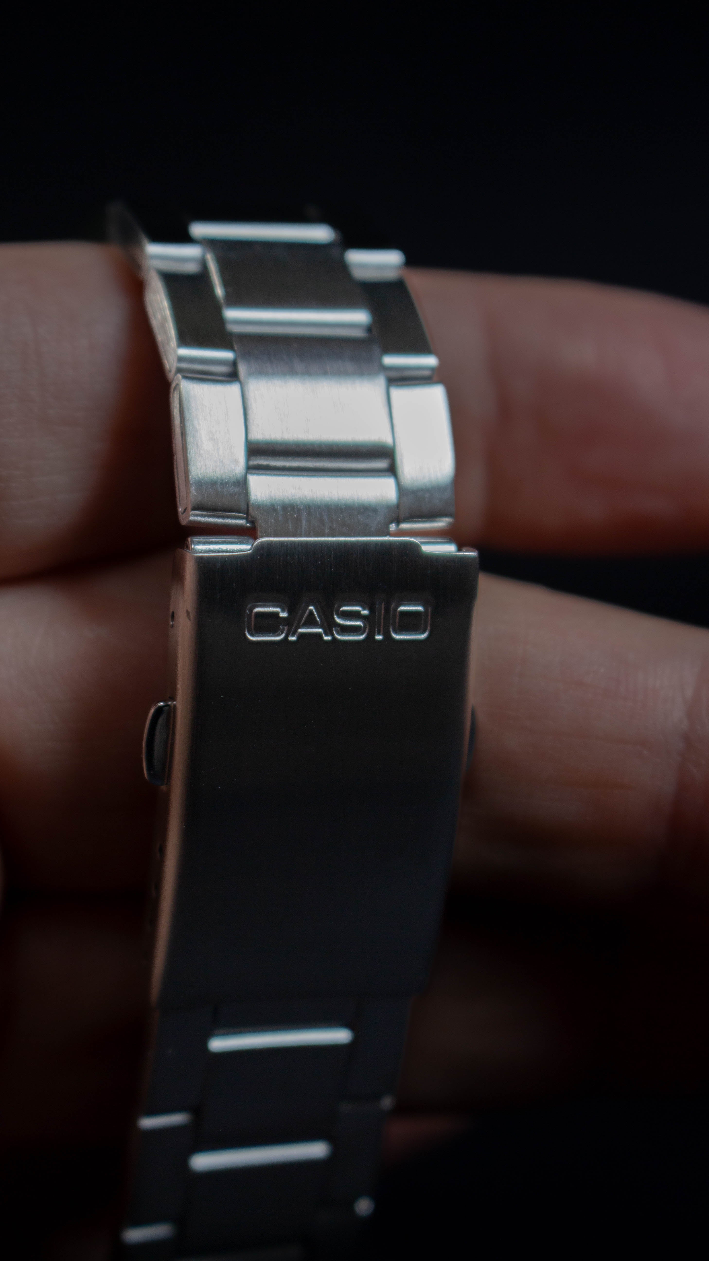 Casio AE1200WHD-1A Acero