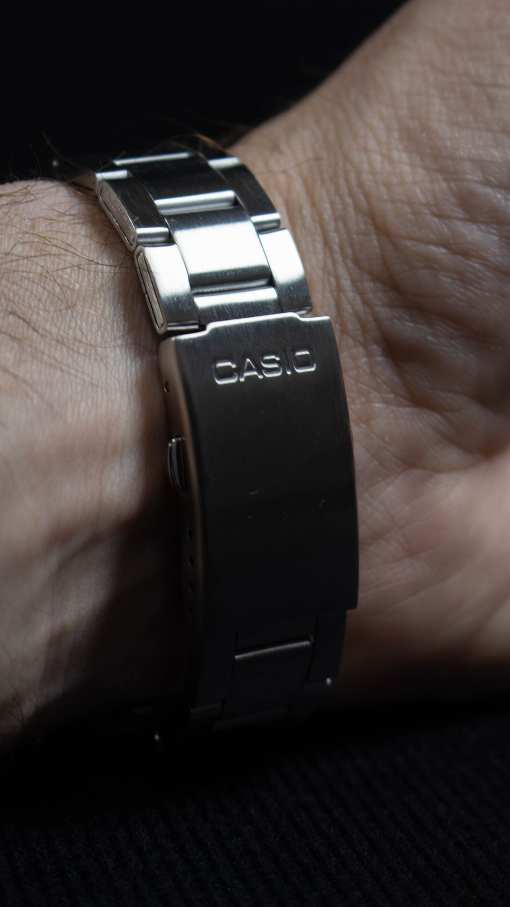 Casio AE1200WHD-1A Acero