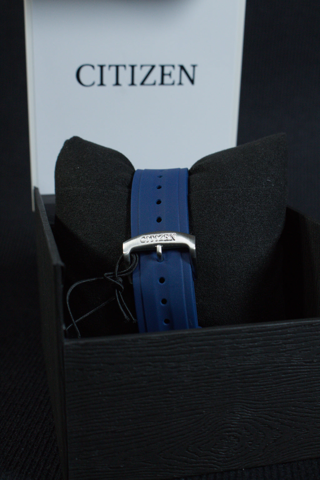Citizen  AW1158-05L Eco-Drive