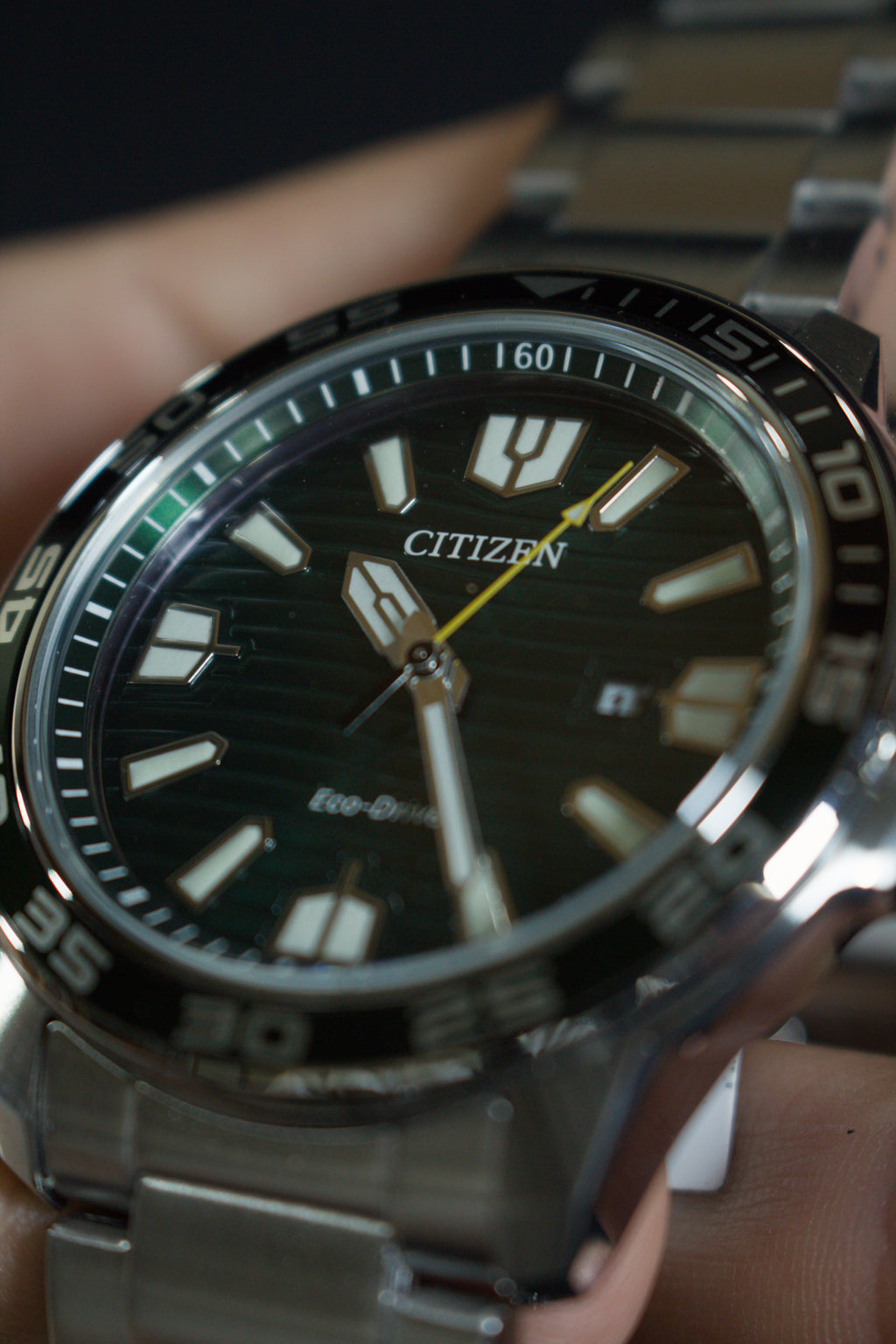 Citizen Eco Drive AW1526-89X Green