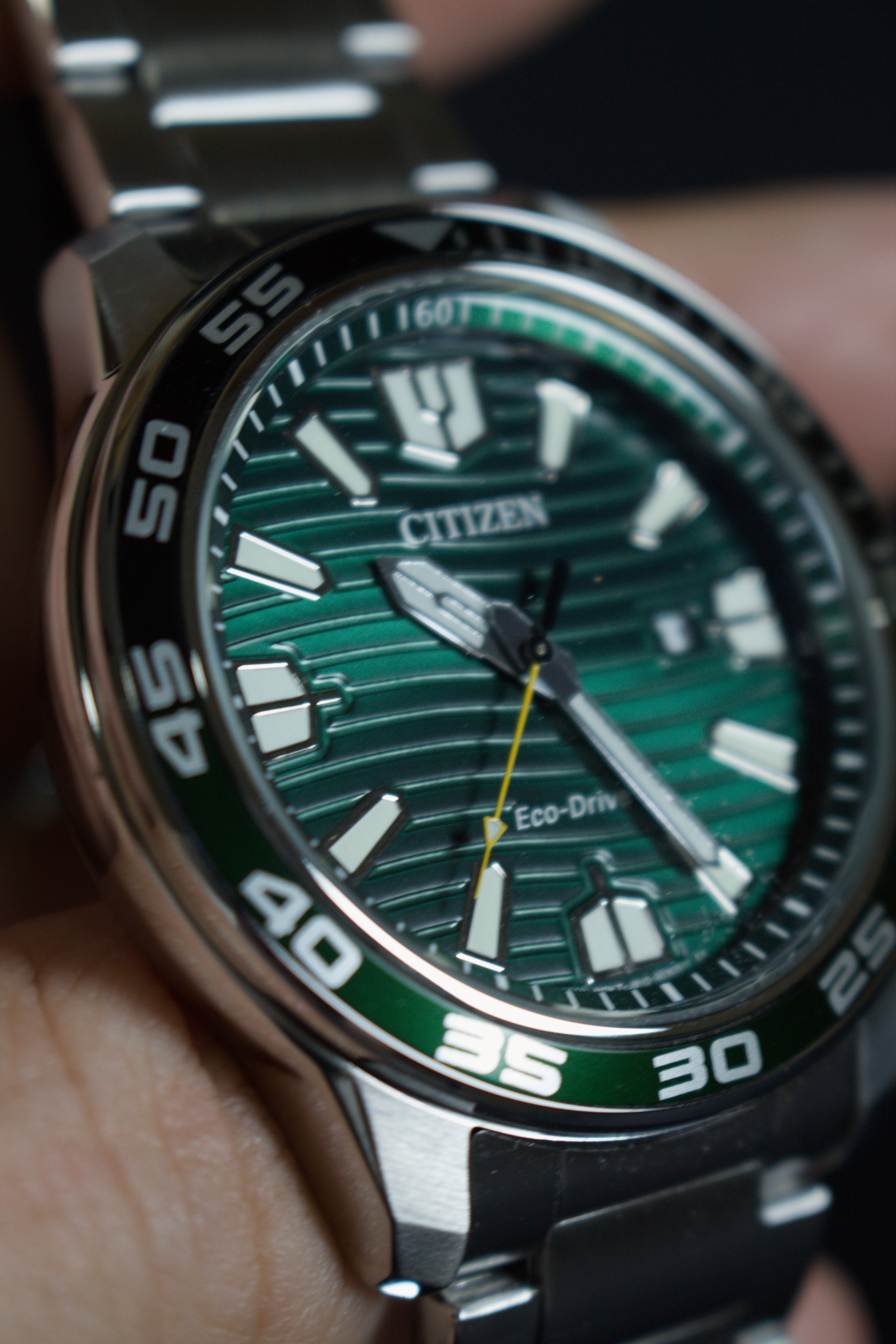 Citizen Eco Drive AW1526-89X Green